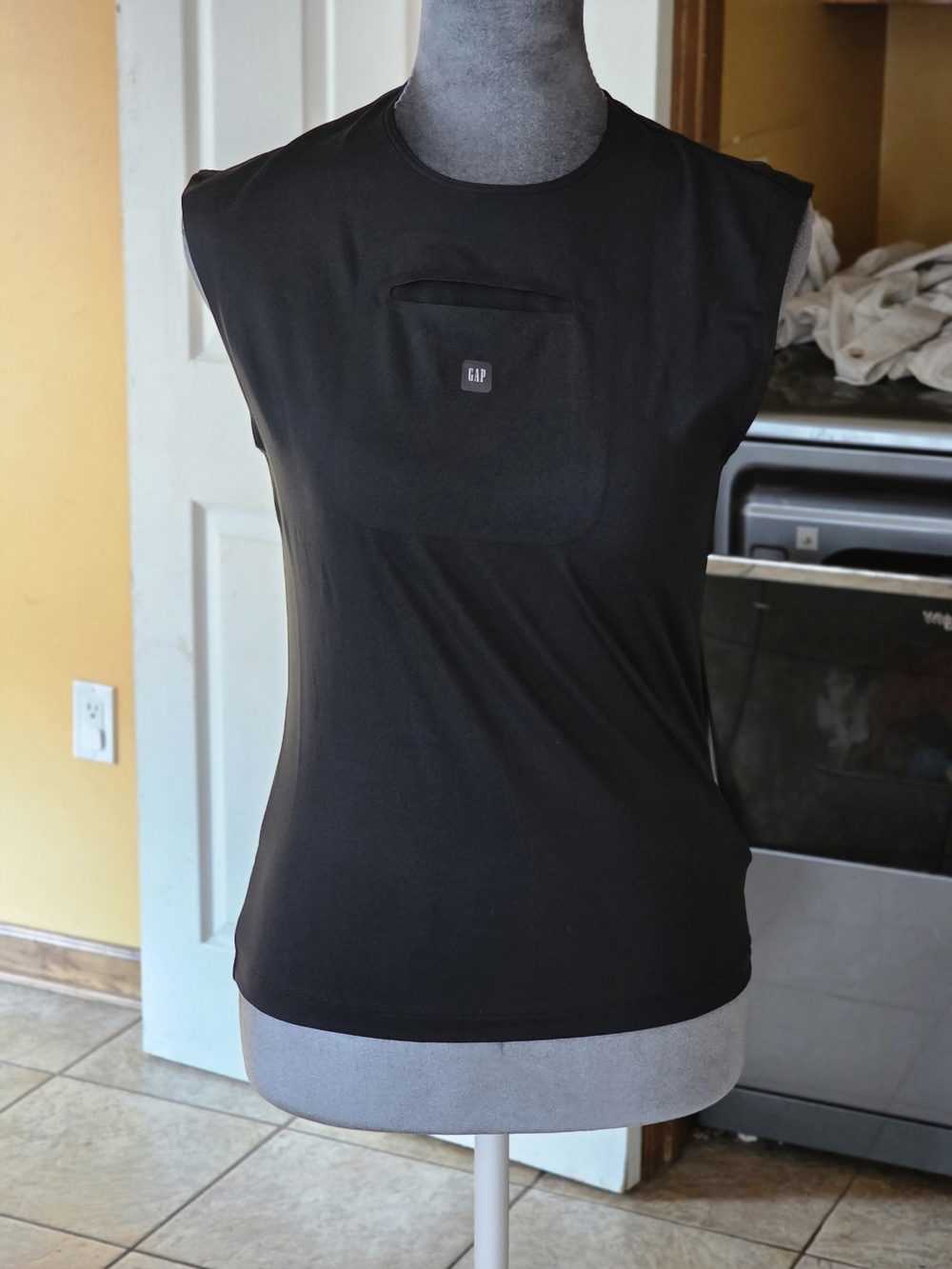 YZY GAP Black Sleeveless Athletic Tank